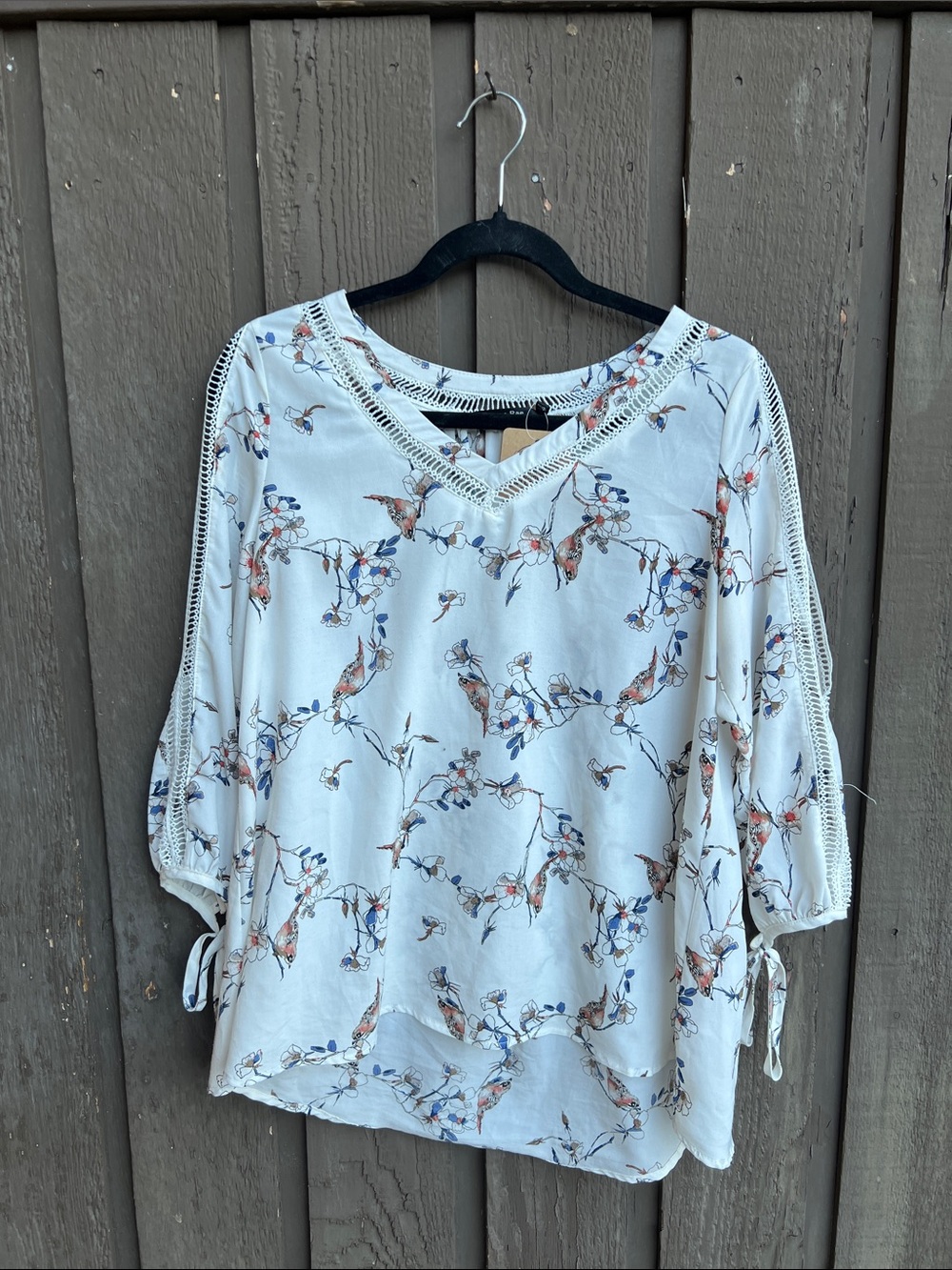 Doe & Rae White Floral V-Neck Tunic Blouse with Blue & Coral Bird Design